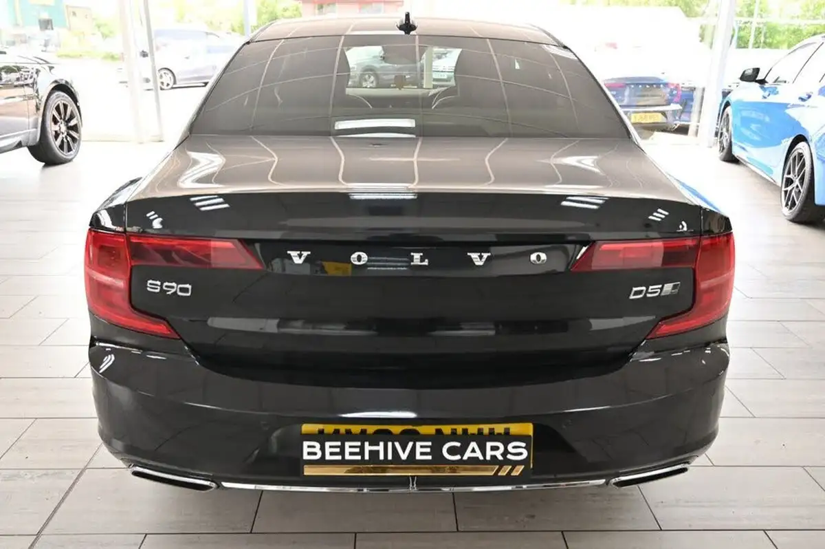 2018-volvo-s90-20td-d5-inscription-4x4-big-6
