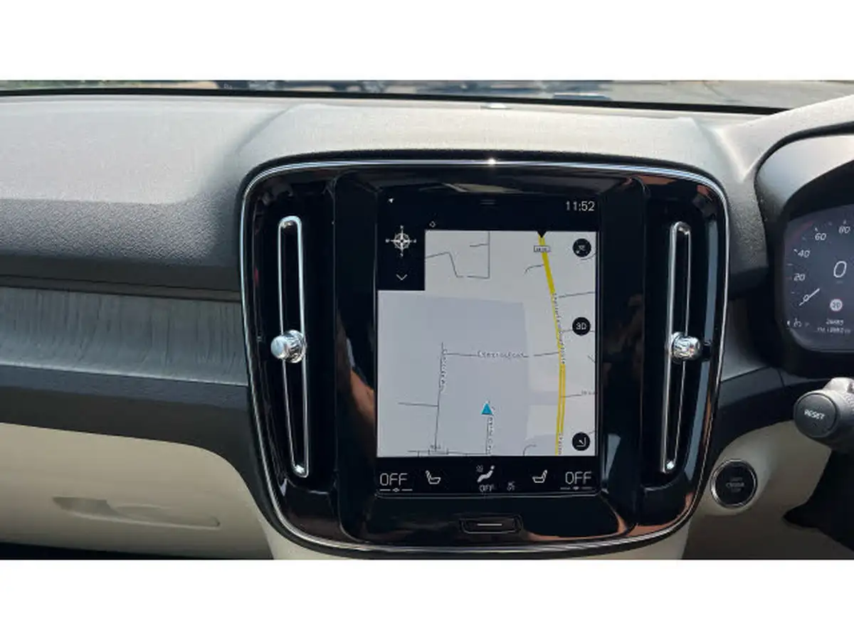 2021-volvo-xc40-15-t3-inscription-pro-163bhp-geartronic-big-11