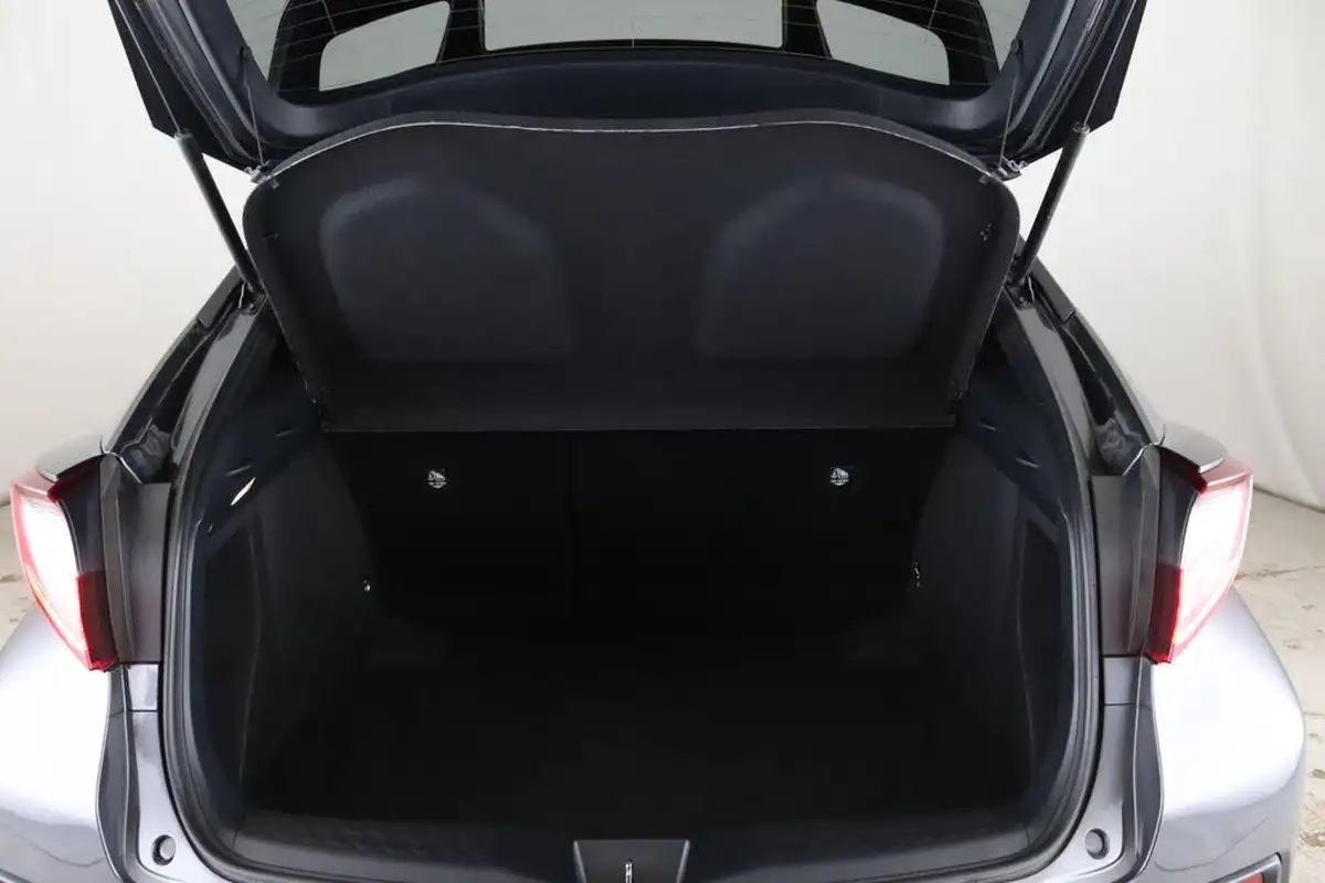 2021-toyota-c-hr-18-vvt-i-design-big-12