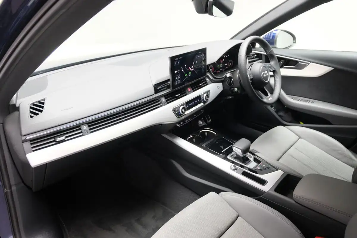 2023-audi-a4-20-35-tfsi-s-line-big-10