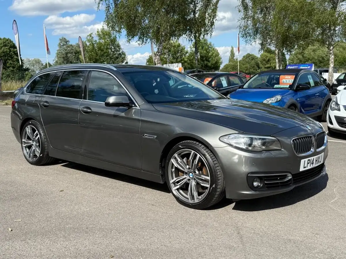 2014-bmw-5-series-30td-530d-luxury-touring-5d-big-37