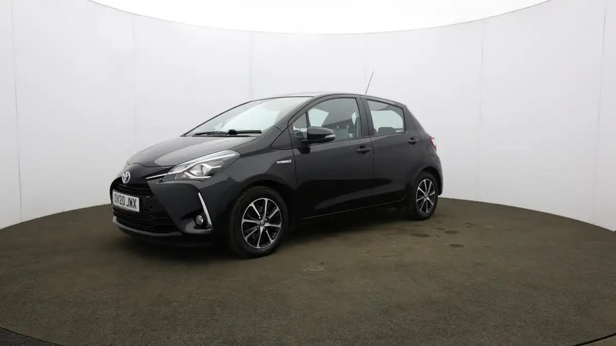 2020-toyota-yaris-15-vvt-i-icon-tech-98bhp-hybrid-1497cc-e-cvt-big-37