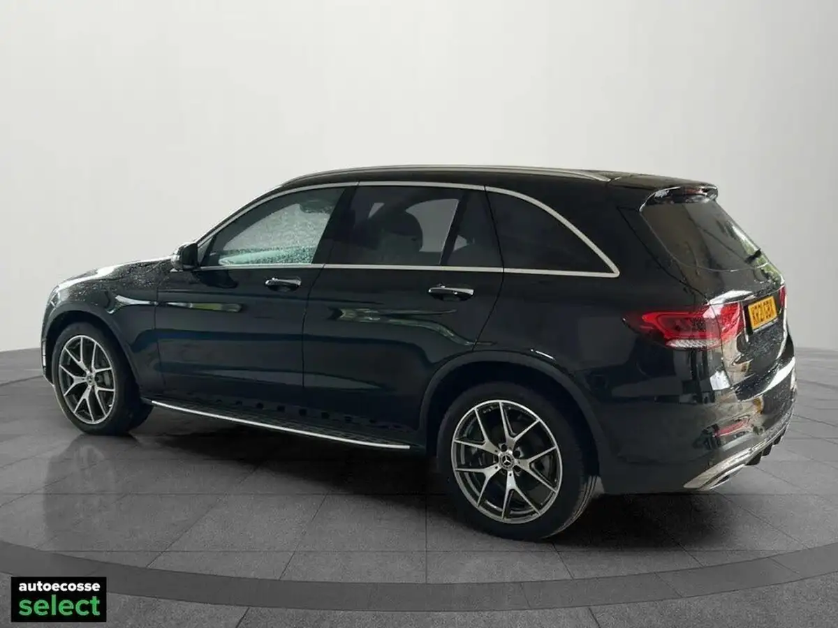2021-mercedes-benz-glc-class-20d-glc300d-amg-line-premium-plus-245ps-station-wagon-5d-big-15