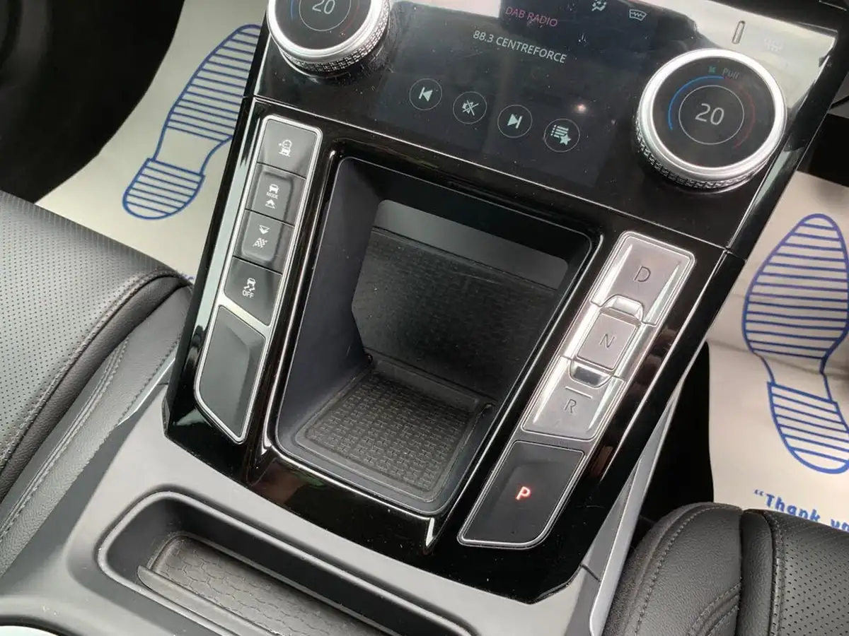 2019-jaguar-i-pace-ev400-s-big-26
