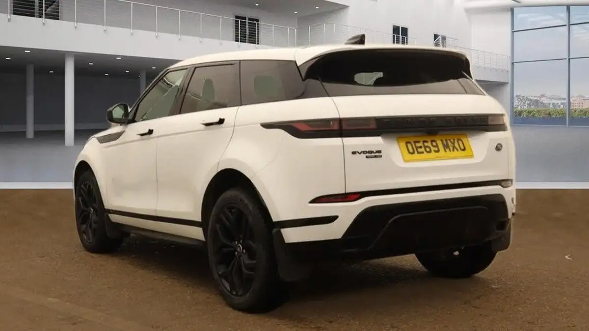 2019-land-rover-range-rover-evoque-20-d240-r-dynamic-hse-big-2