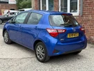 2018-toyota-yaris-15-vvt-i-icon-navi-small-6