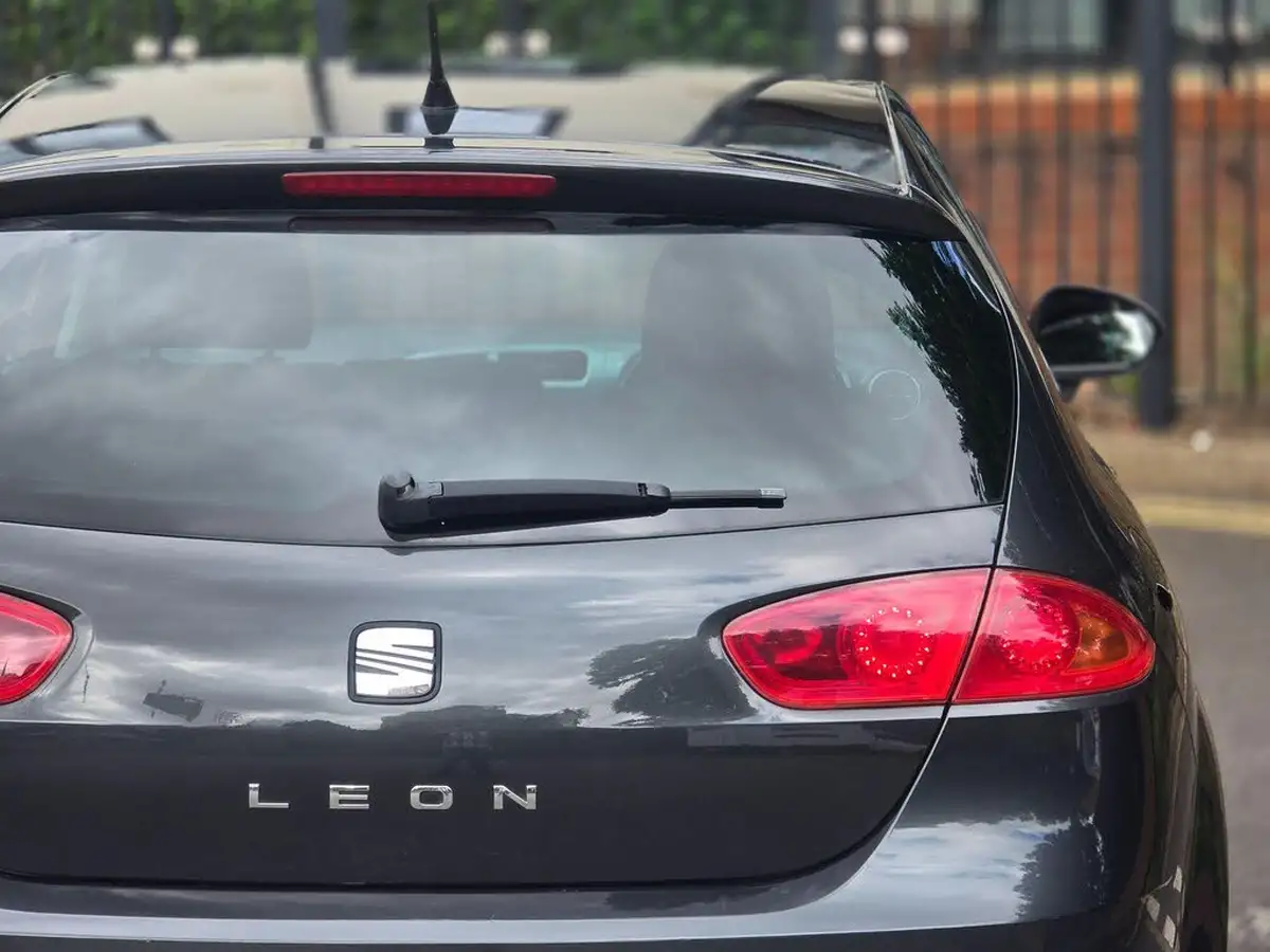 2010-seat-leon-14-se-big-21