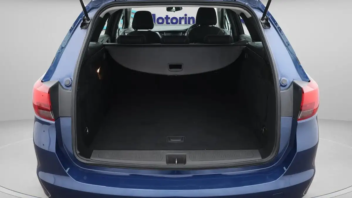 2021-vauxhall-astra-15-turbo-d-business-edition-nav-122ps-estate-big-17