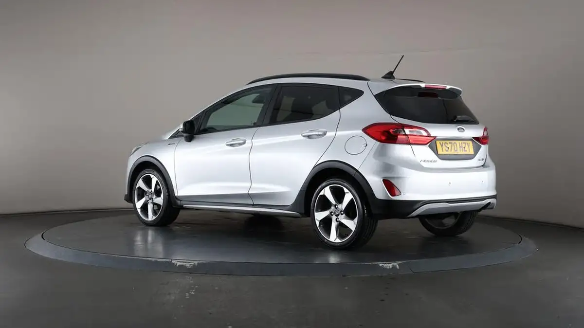 2020-ford-fiesta-big-75