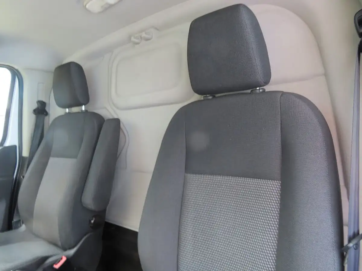 2017-ford-transit-custom-20tdci-310-l1h1-105pseu6-panel-van-big-50