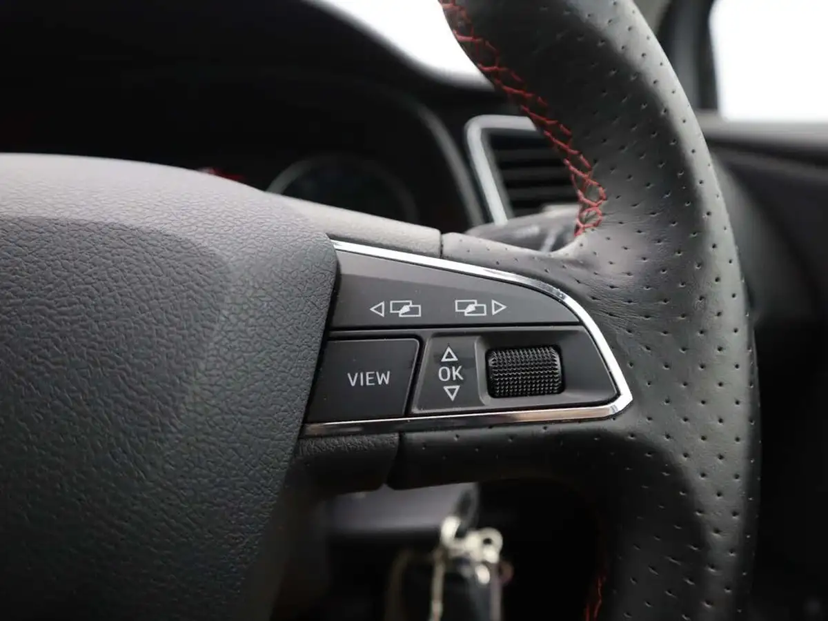 2019-seat-leon-15-tsi-evo-fr-black-edition-150ps-estate-big-31