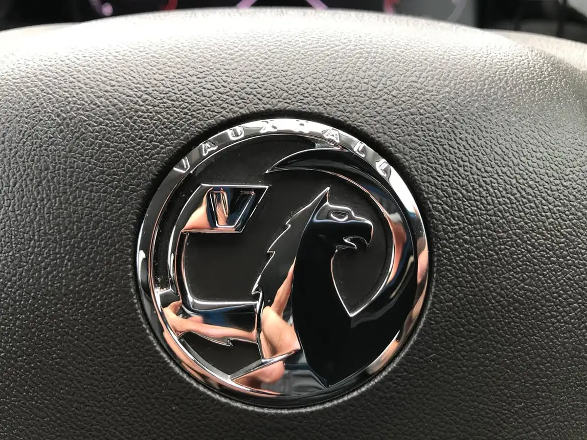 2024-vauxhall-grandland-12-gs-130ps-big-24