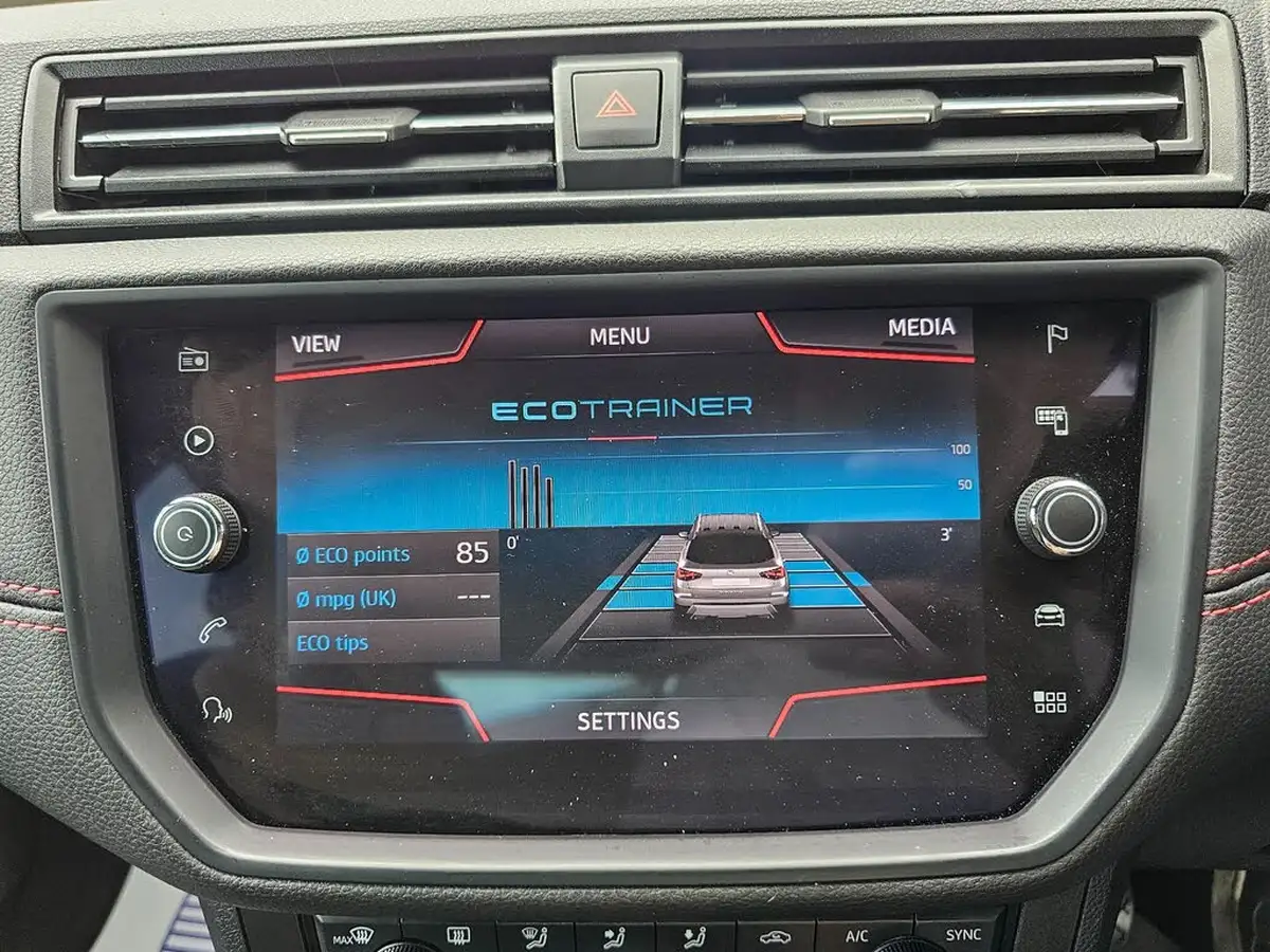 2018-seat-arona-16tdi-fr-sport-big-20