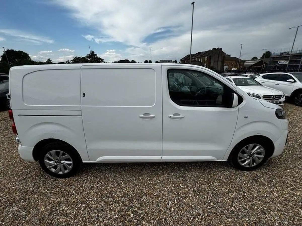 2019-citroen-dispatch-20bluehdi-enterprise-m-1400-120pseu6d-ss-panel-big-10