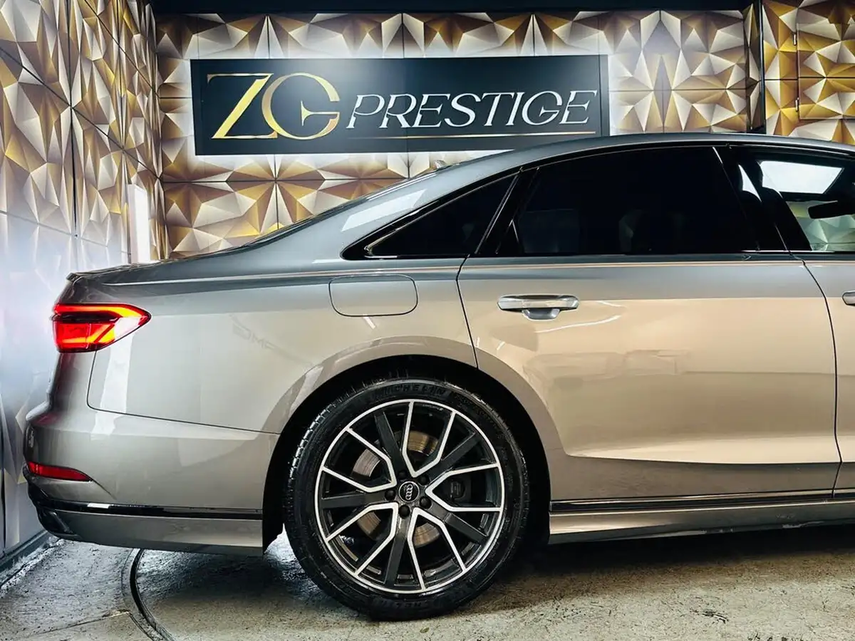 2020-audi-a8-30-55-tfsi-black-edition-big-39