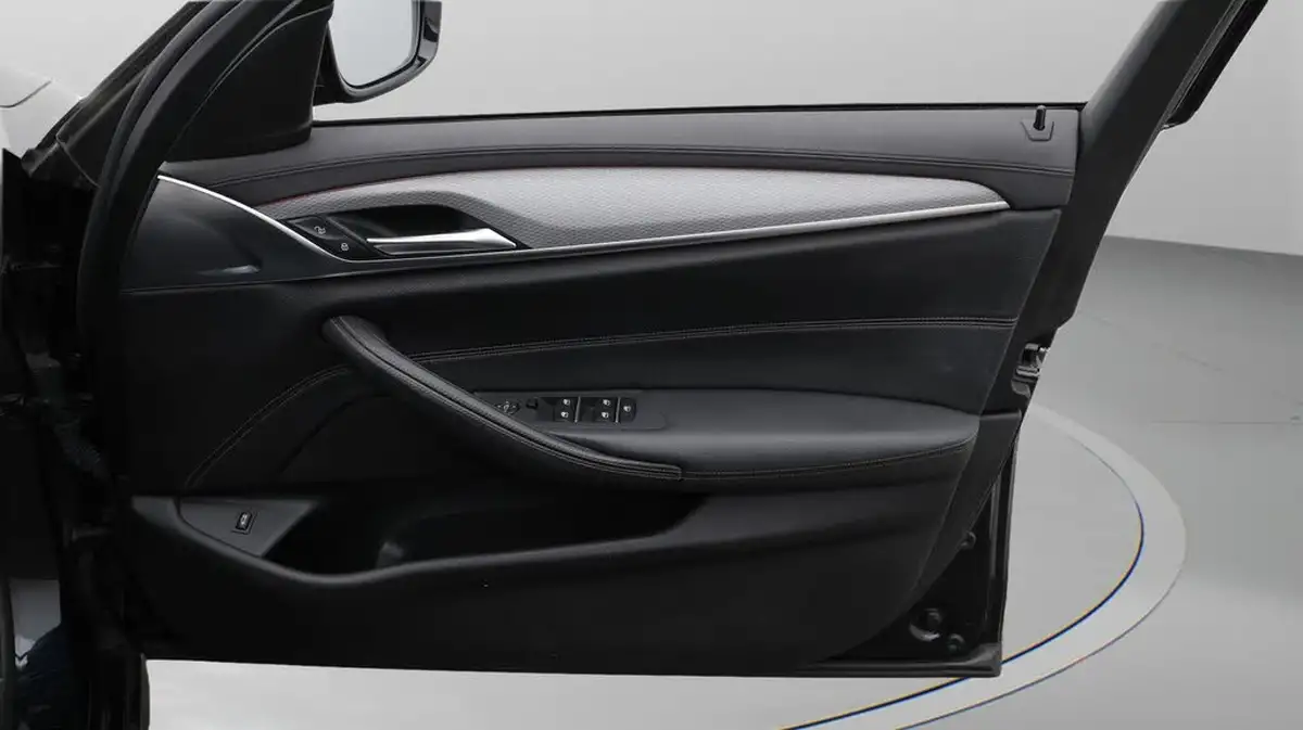 2018-bmw-5-series-20td-520d-m-sport-188bhp-ss-saloon-4d-big-15