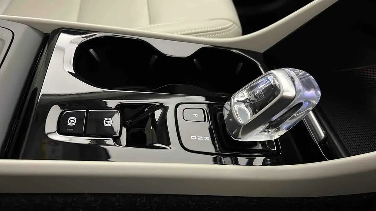 2021-volvo-xc40-15-t3-inscription-161bhp-auto-big-19