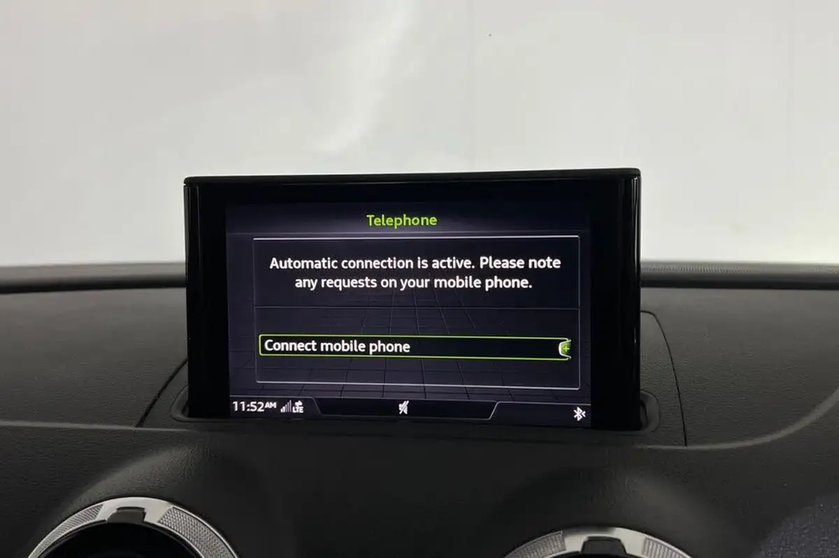2018-audi-a3-15-tfsi-s-line-sportback-5d-big-30