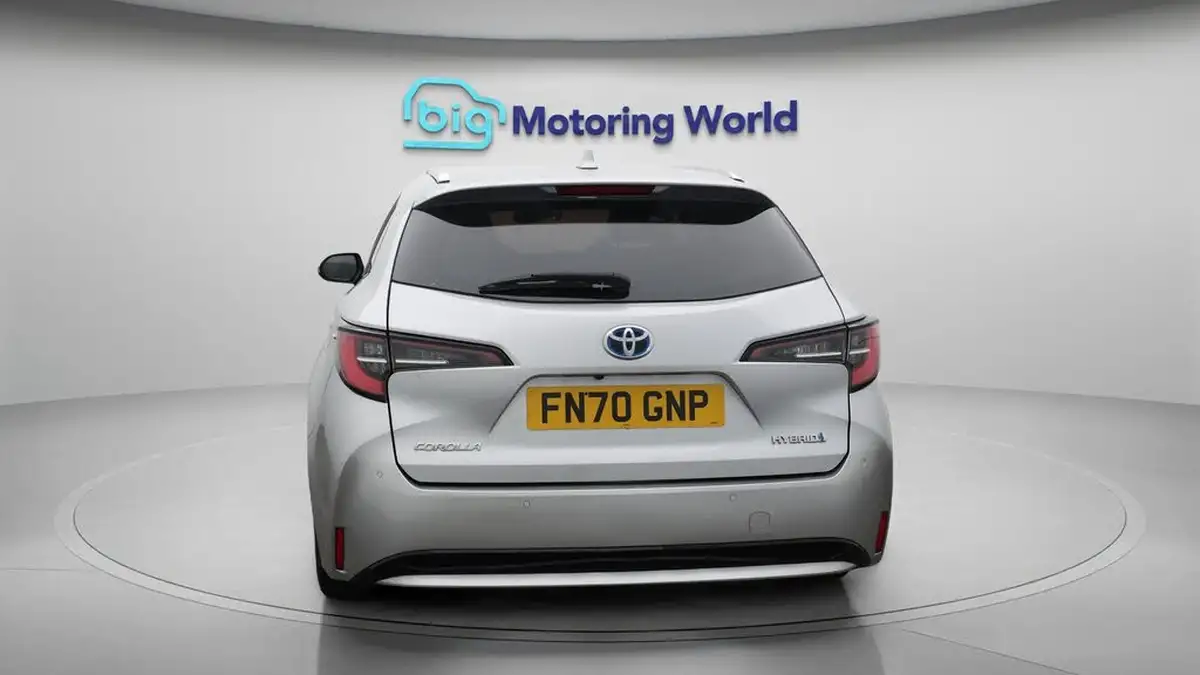 2020-toyota-corolla-18-vvt-i-icon-tech-spare-wheel-touring-sports-5d-big-6