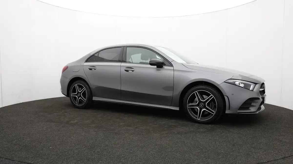 2021-mercedes-benz-a-class-20-a250-amg-line-executive-edition-saloon-4d-big-47