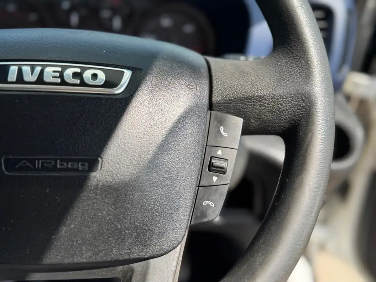 2020-iveco-daily-s-class-23td-35s12v-3520-h1-business-big-26