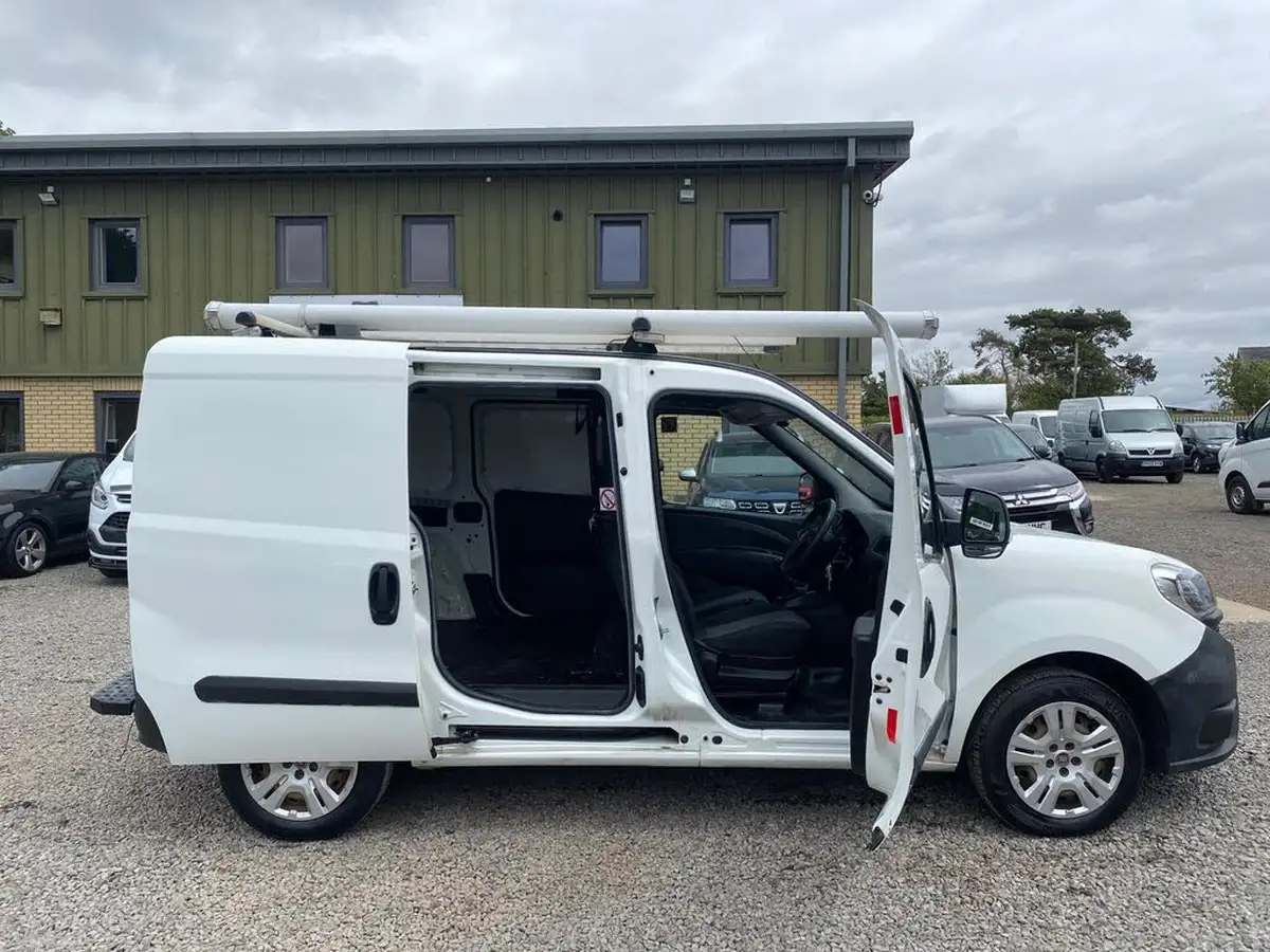 2015-fiat-doblo-cargo-13td-v-l1-refrigerated-van-big-7