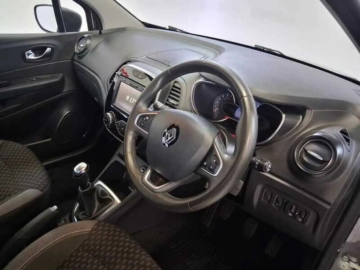 2017-renault-captur-09-tce-dynamique-nav-big-9