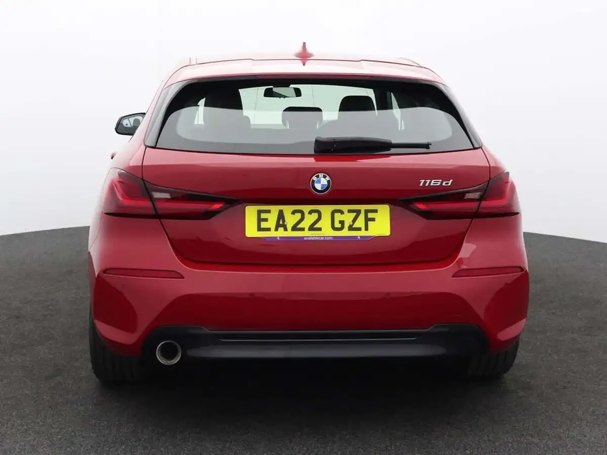 2022-bmw-1-series-15td-116d-sport-dct-big-3