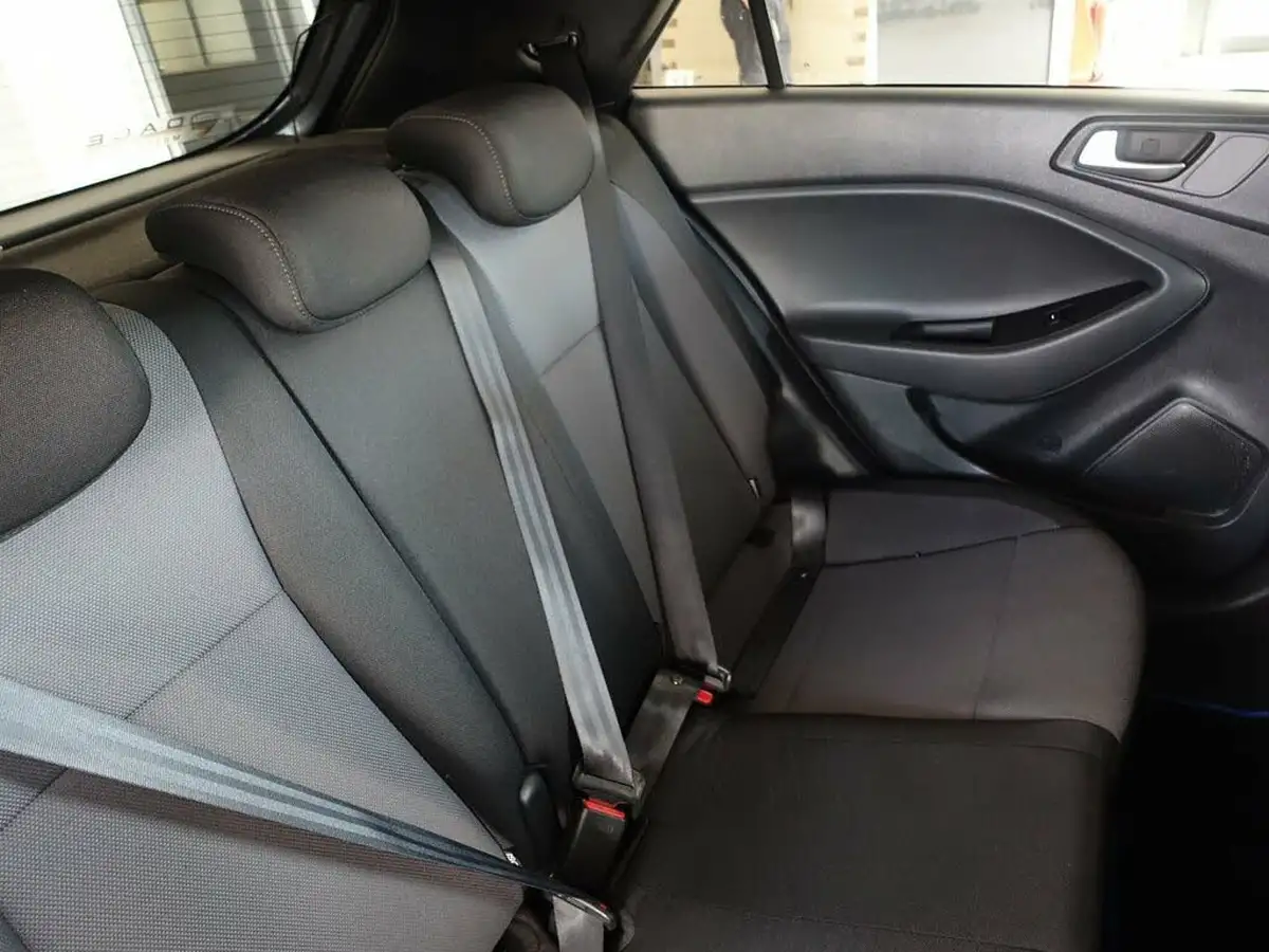 2019-hyundai-i20-10-t-gdi-premium-nav-hatchback-5d-dct-big-15