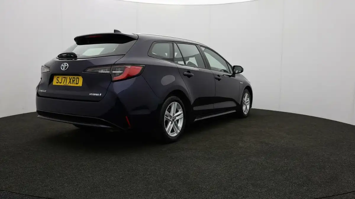 2021-toyota-corolla-18-vvt-i-icon-spare-wheel-touring-sports-5d-big-76