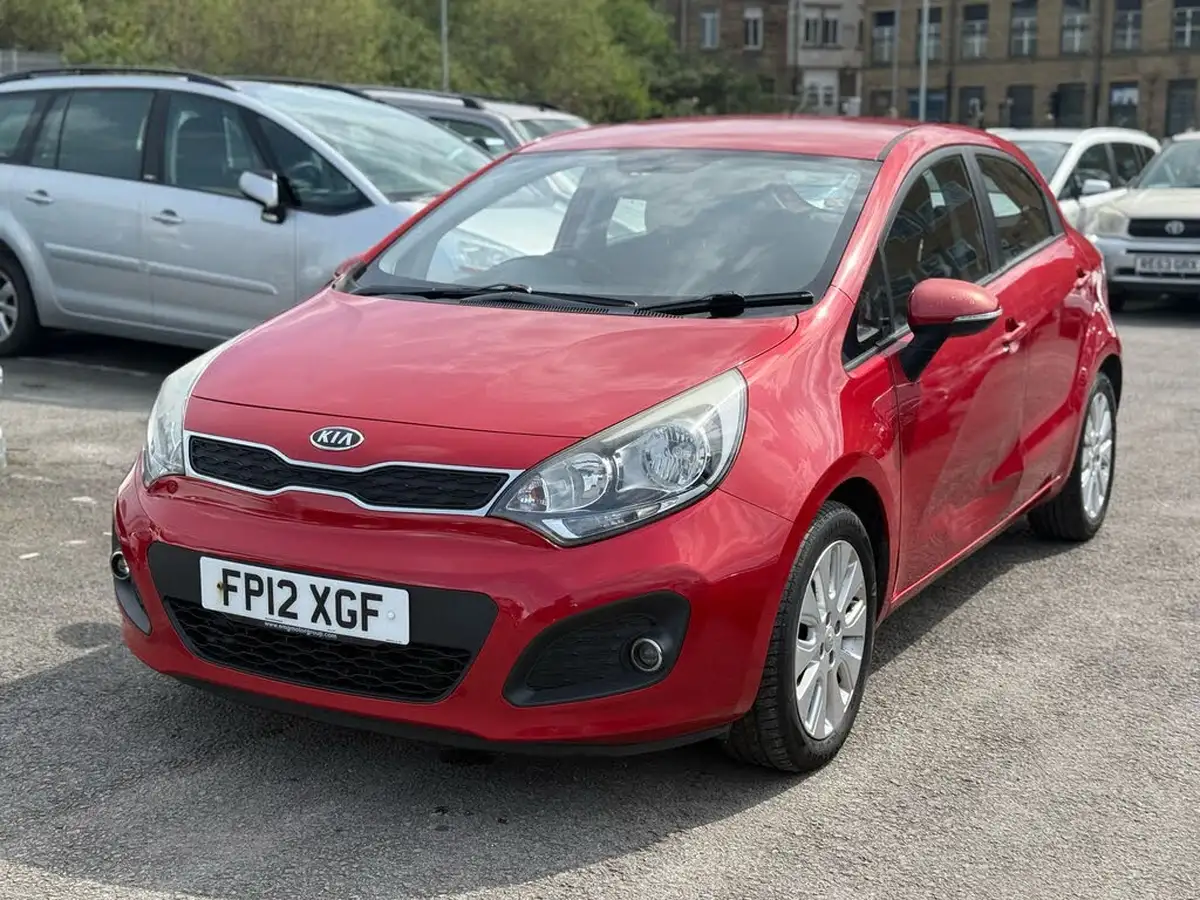 2012-kia-rio-11crdi-2-big-2