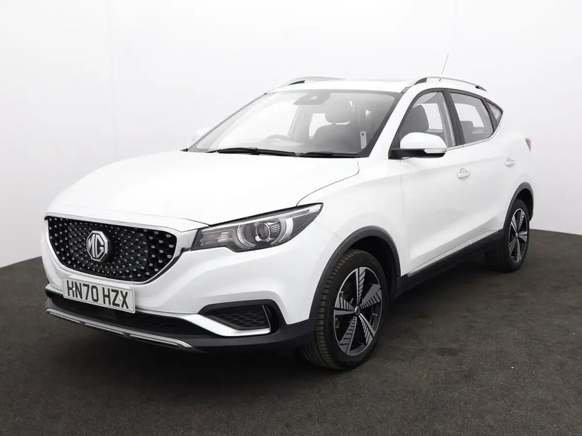 2020-mg-zs-suv-e-exclusive-ev-big-4