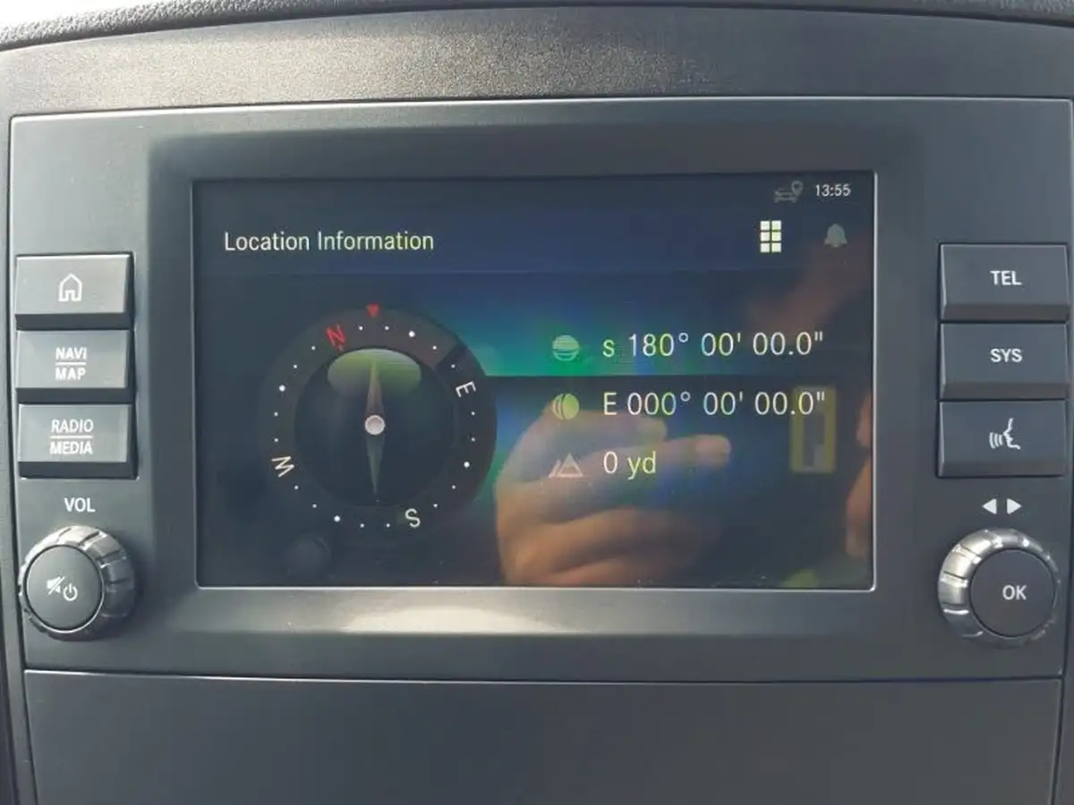 2021-mercedes-benz-vito-20cdi-114-tourer-pro-l3-big-9