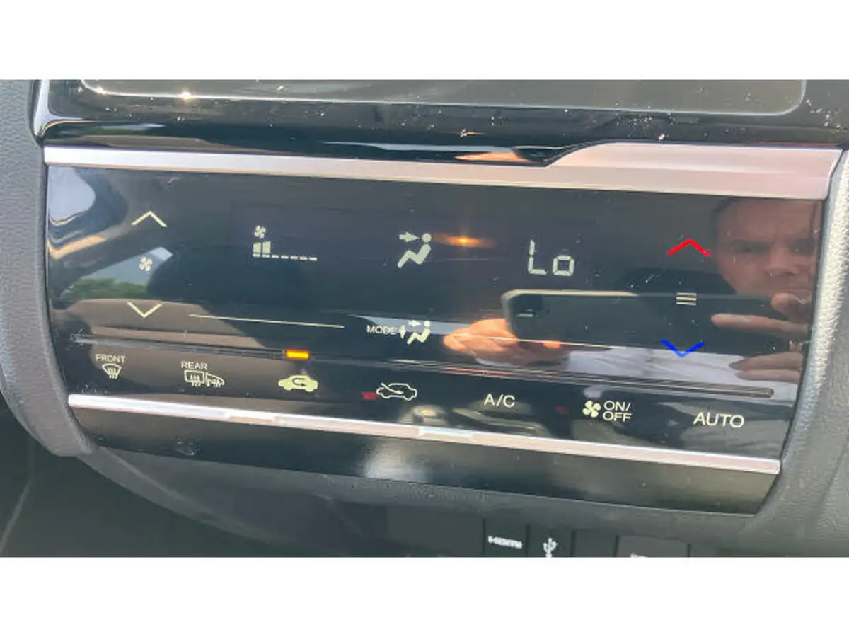 2019-honda-jazz-13-i-vtec-se-big-15