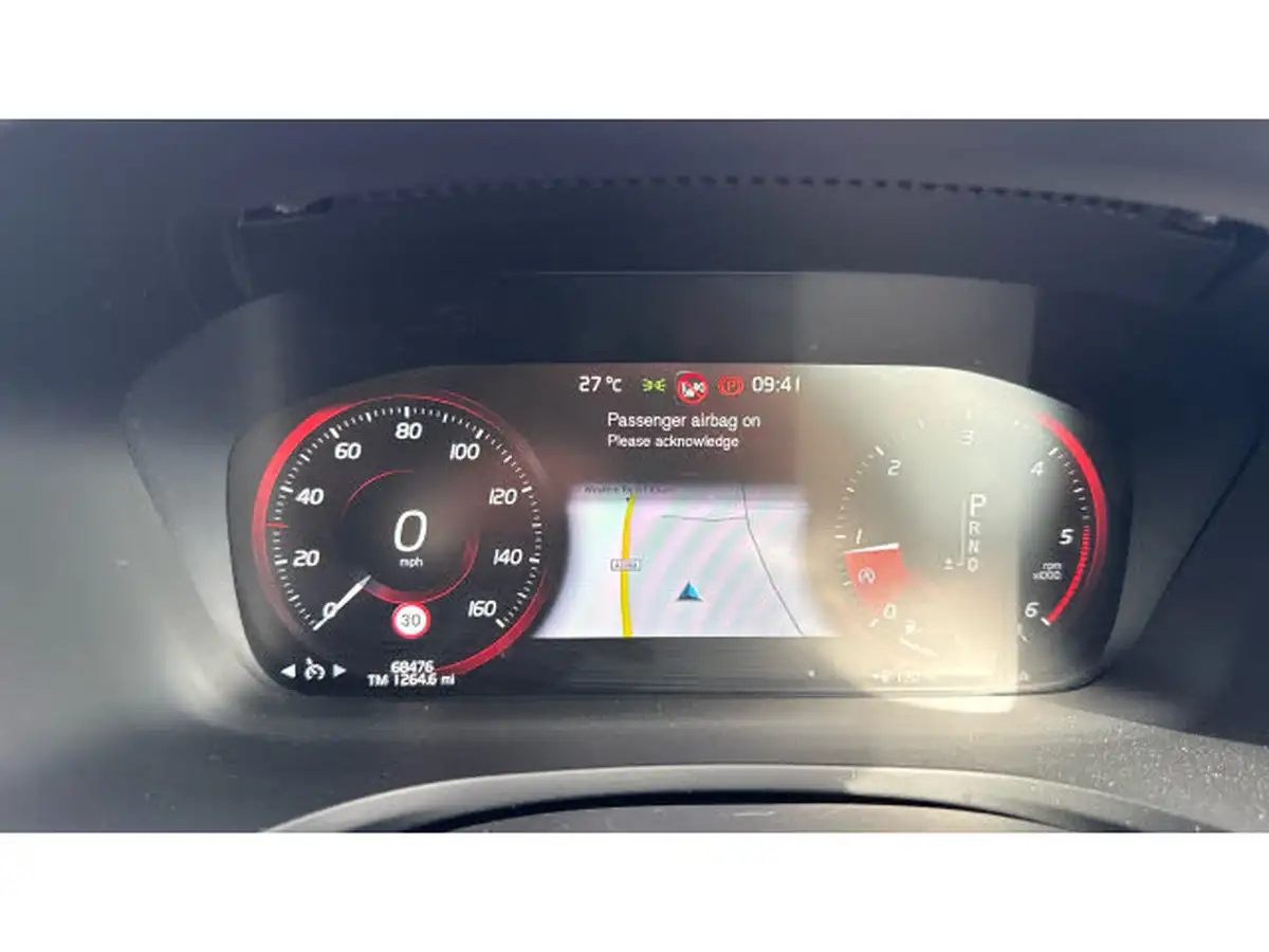 2019-volvo-v60-20td-d4-cross-country-big-10