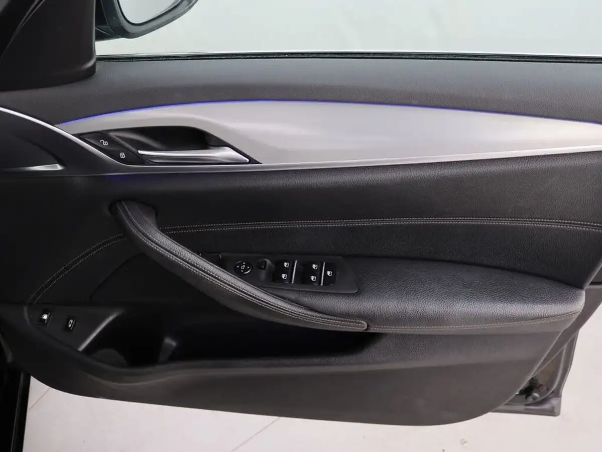 2019-bmw-5-series-20-530e-se-auto-big-28