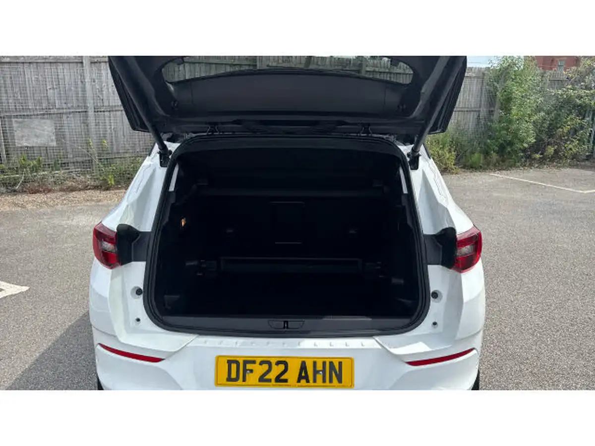 2022-vauxhall-grandland-12-elite-big-3