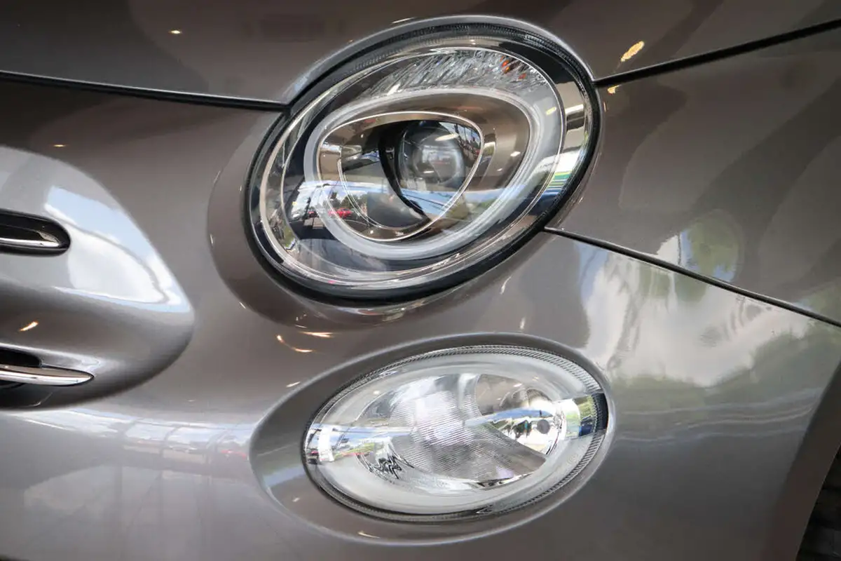 2019-fiat-500-12-lounge-ss-big-56