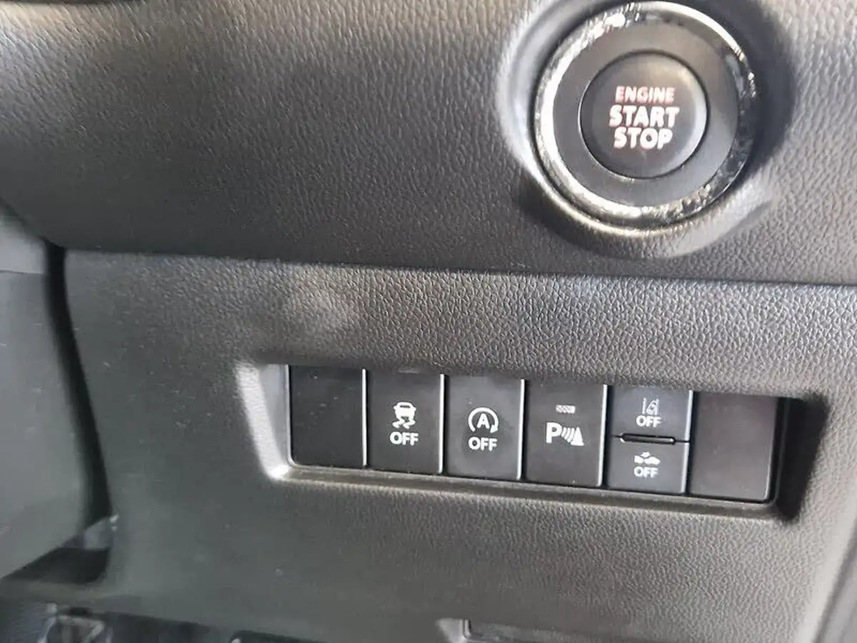2022-suzuki-swift-12-dualjet-sz5-big-34
