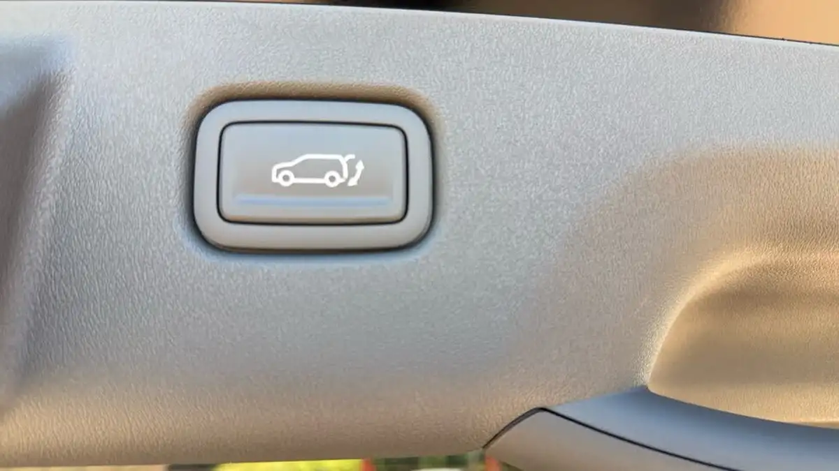 2025-kia-ev3-e-gt-line-s-big-36
