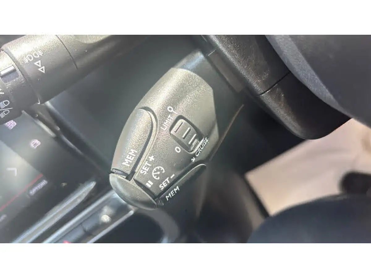 2024-citroen-c3-12-puretech-plus-110ps-eat6-big-20