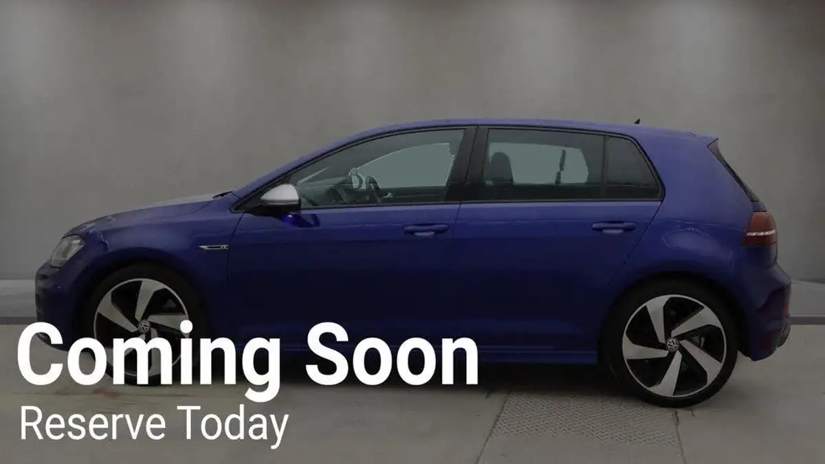 2017-volkswagen-golf-20-tsi-r-300ps-4motion-bmt-ss-hatchback-5d-big-3