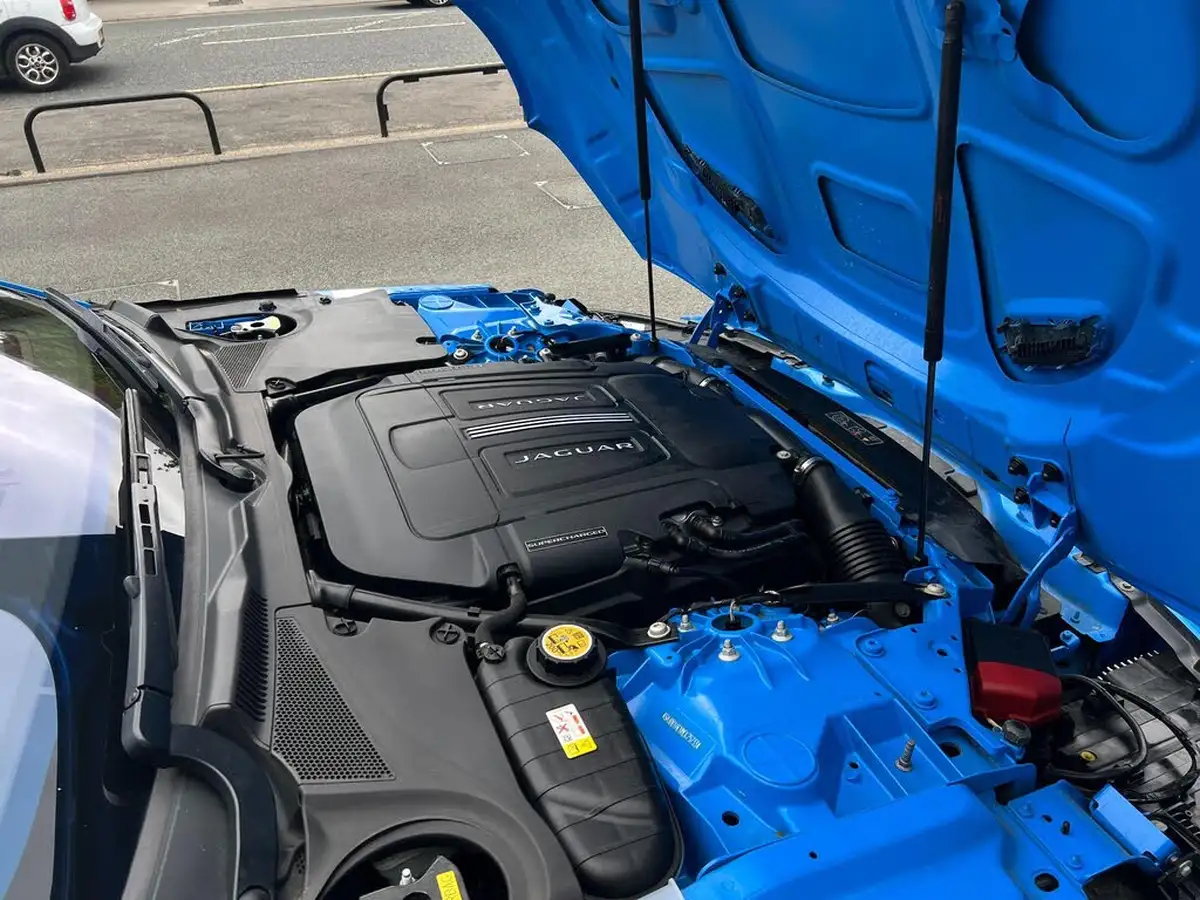 2021-jaguar-f-type-50-v8-sc-reims-edition-big-53