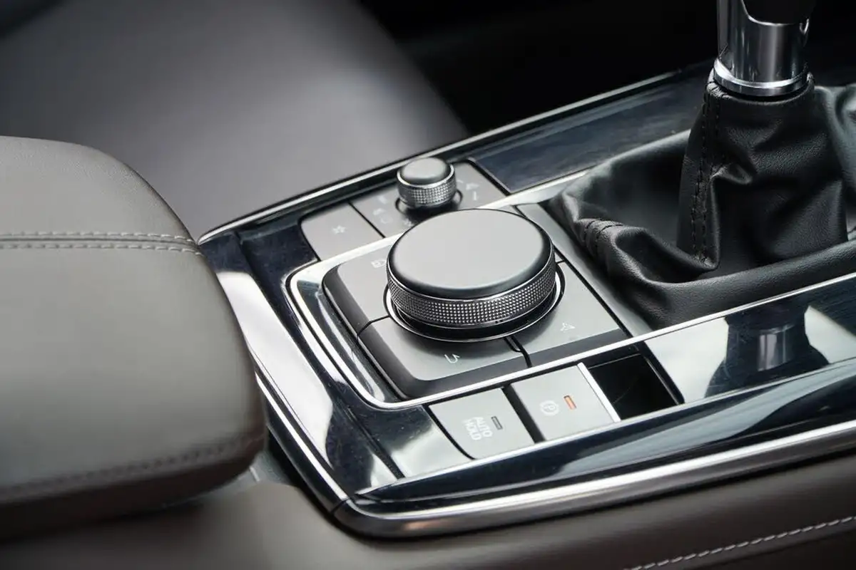 2020-mazda-mazda3-20-gt-sport-tech-122ps-hatchback-5d-big-21