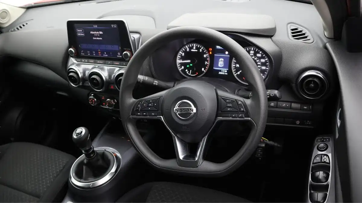 2022-nissan-juke-10-dig-t-acenta-big-9