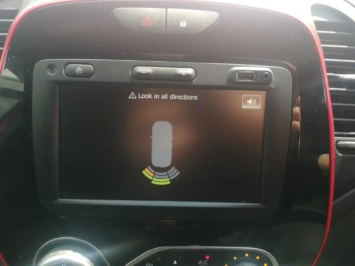 2020-renault-captur-13-tce-s-edition-150bhp-edc-auto-big-14