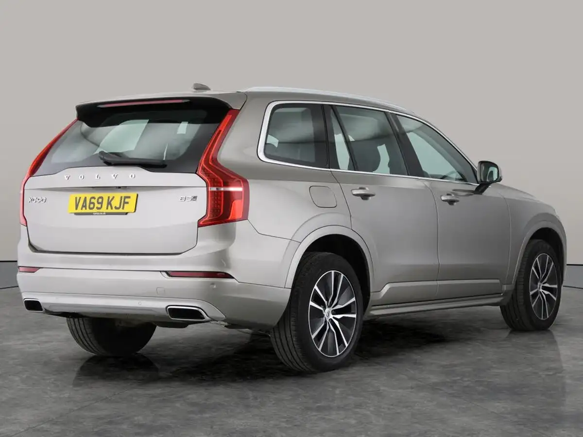 2020-volvo-xc90-20td-b5-momentum-big-6