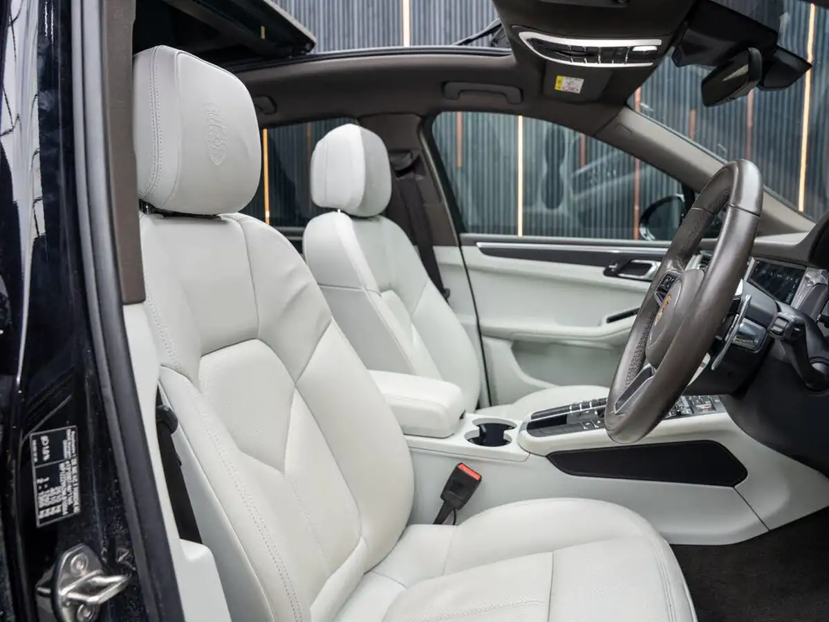 2021-porsche-macan-20-245ps-big-1