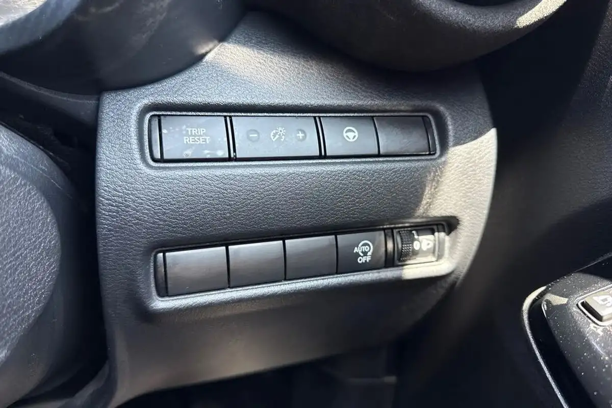2022-nissan-juke-10-dig-t-tekna-big-41