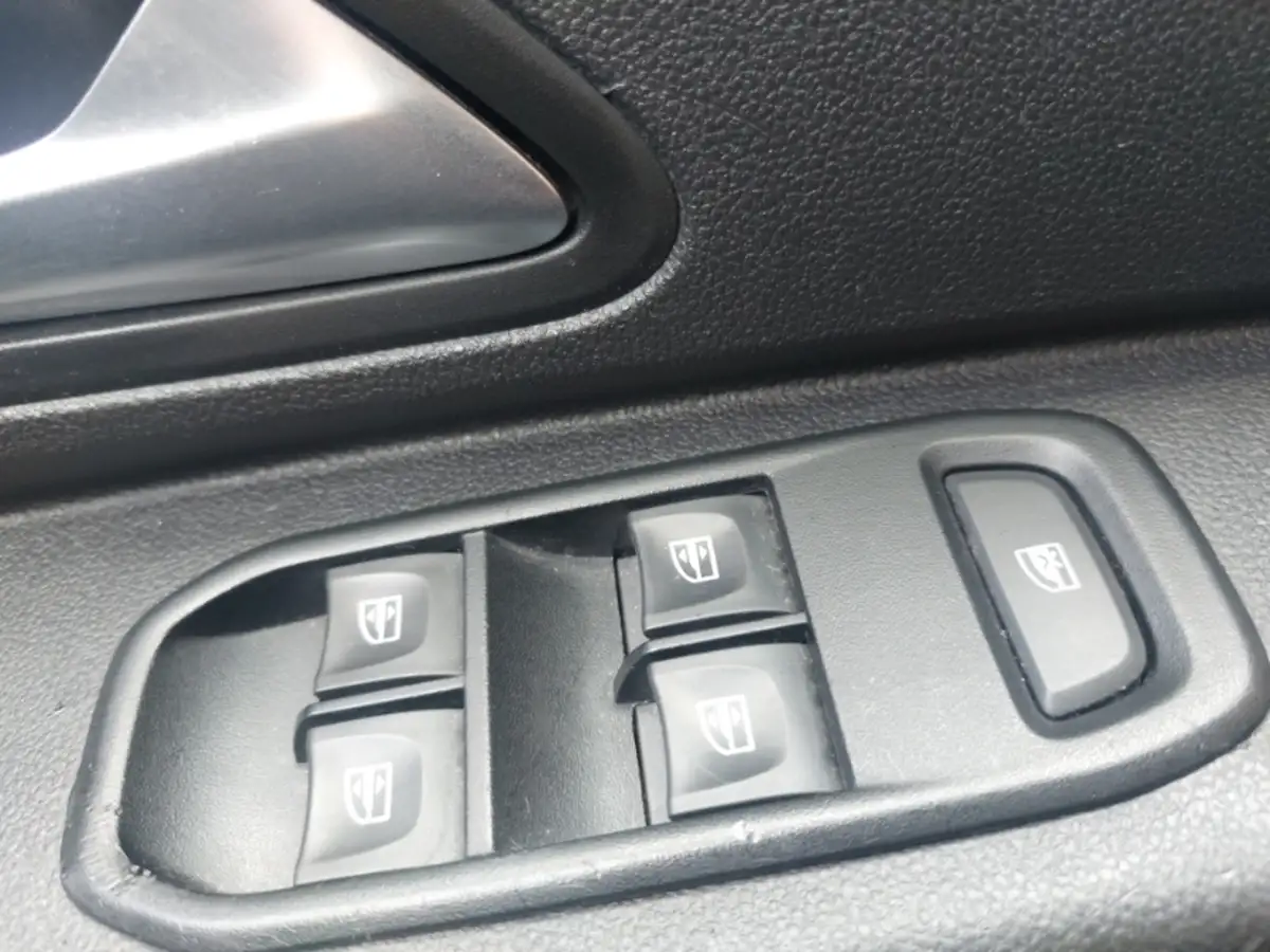 2019-dacia-duster-13-tce-comfort-1333cc-big-13